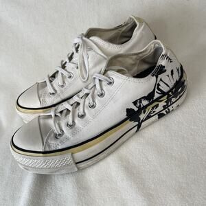 Converse Chuck Taylor All Star Platform Low Hybrid Floral Motif Size 10 W- 8 M